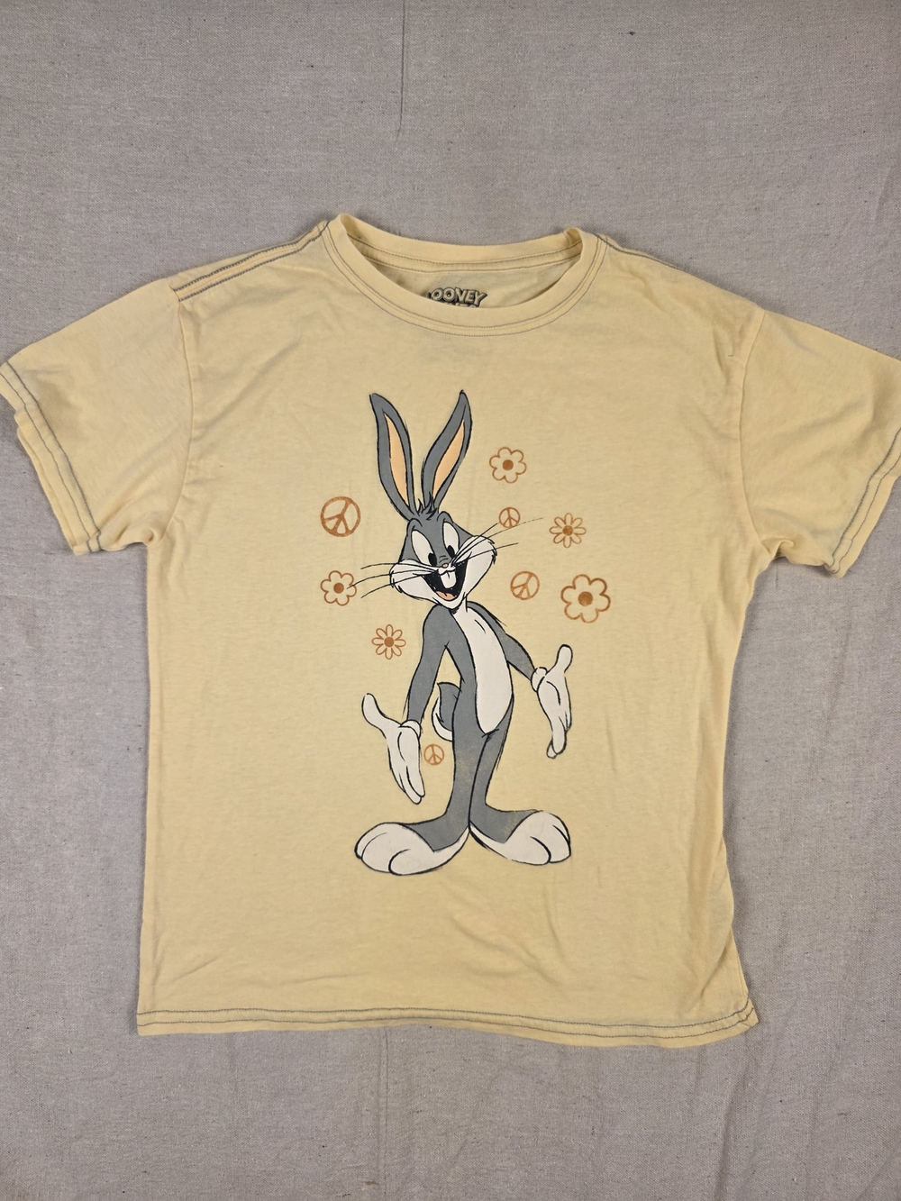 Looney Tunes Bugs Bunny Graphic T-Shirt Womens Juniors M 7-9 Yellow